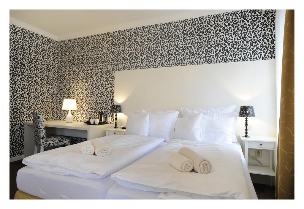 Pytloun Design Self Check-In Hotel Reichenberg Exterior foto